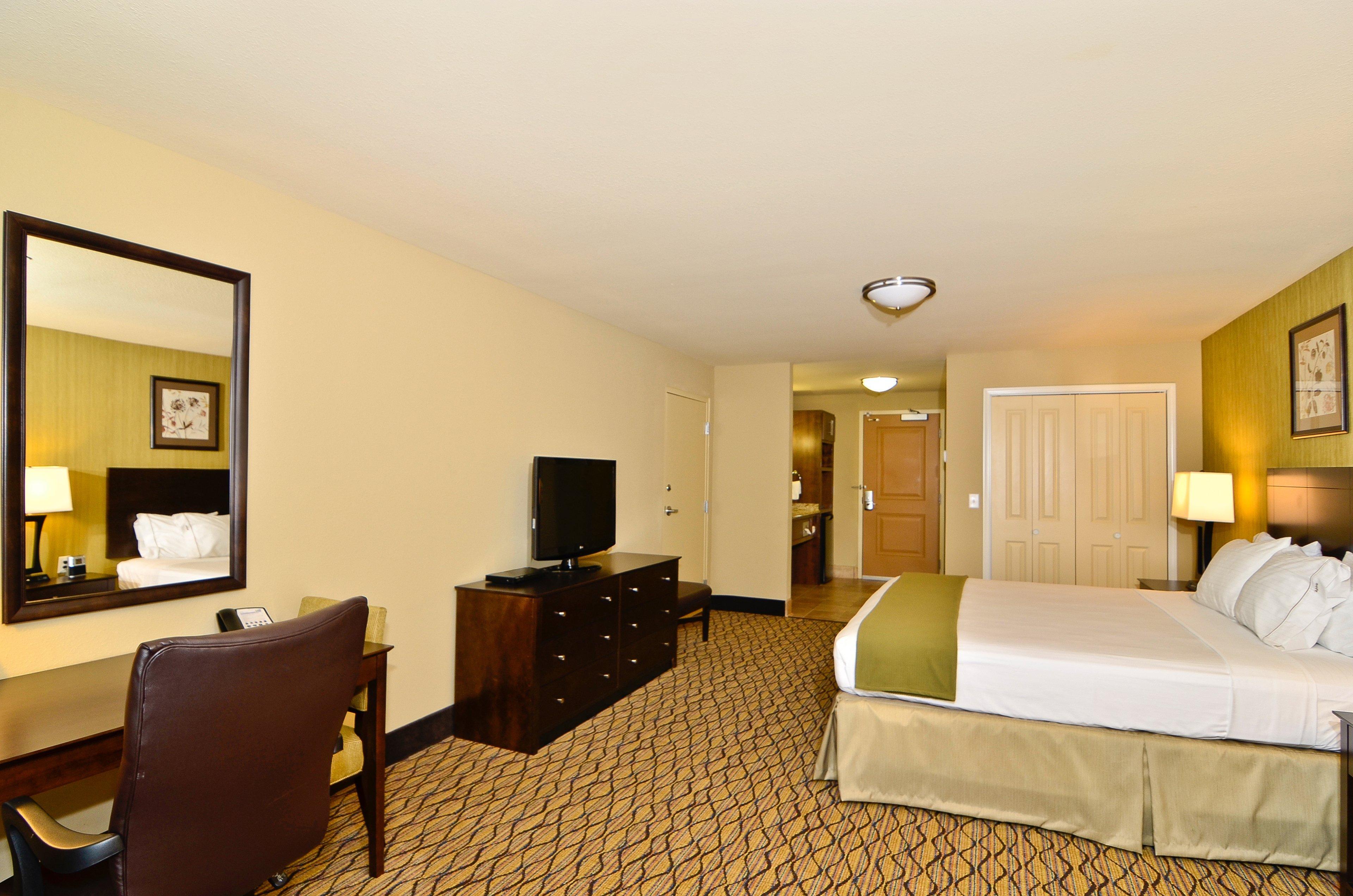 Holiday Inn Express & Suites - Williston By Ihg Exterior foto